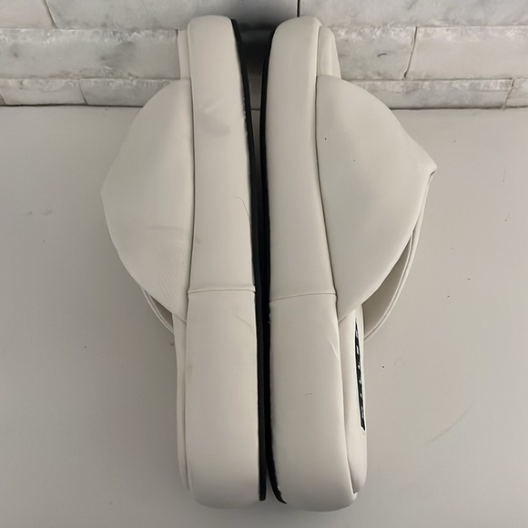 SIMON MILLER Taffy Puffy Platform Slide Sandal In Macadamia Size 40, US 9.5 - Picture 9 of 11